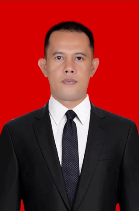 Dr. Nika Saputra